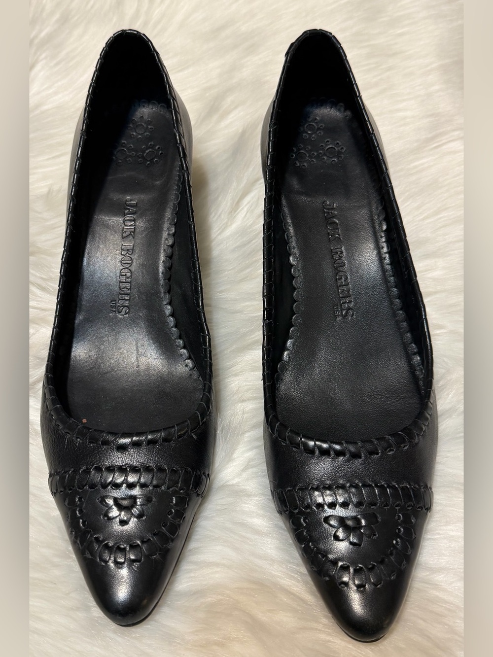 Jack Rogers Black Leather Pointed Toe Whipstitch Kitten Heels